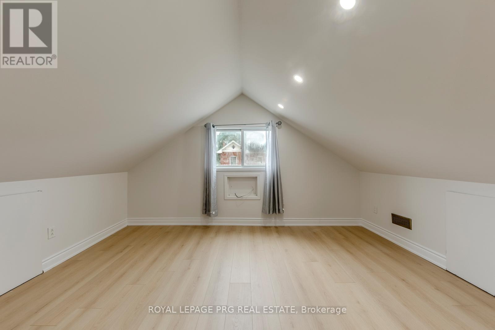54 Walter Street Property Photo 15