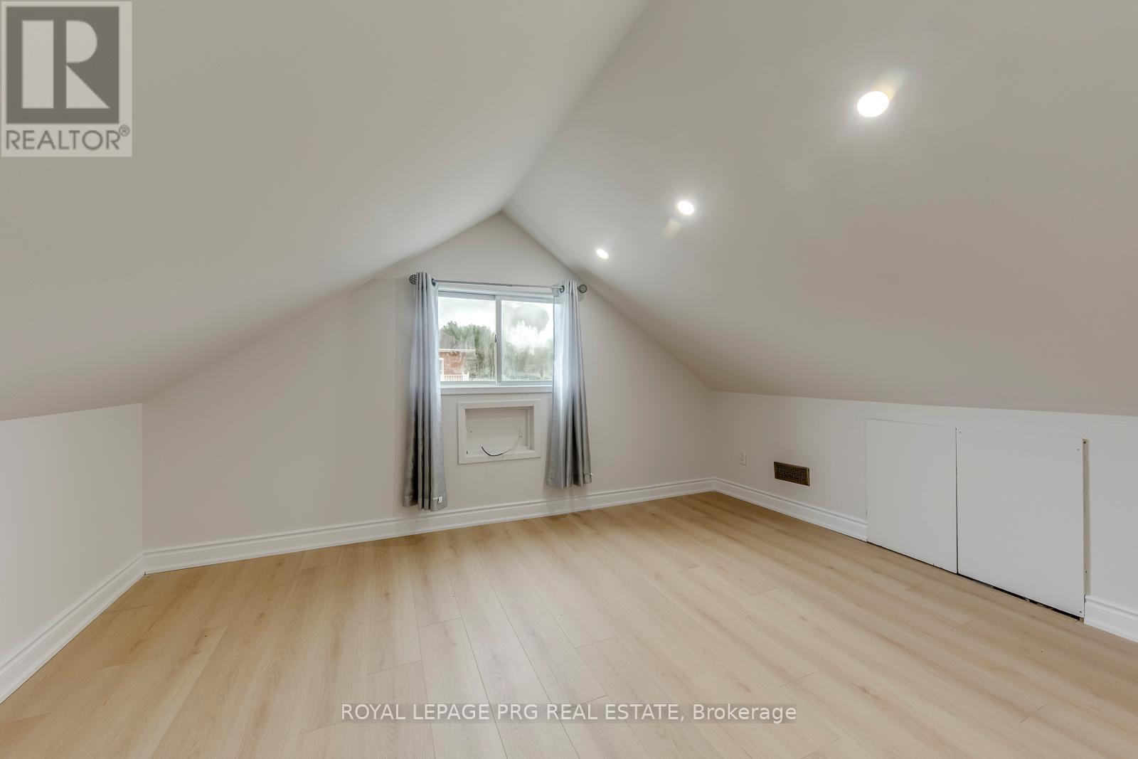 54 Walter Street Property Photo 16