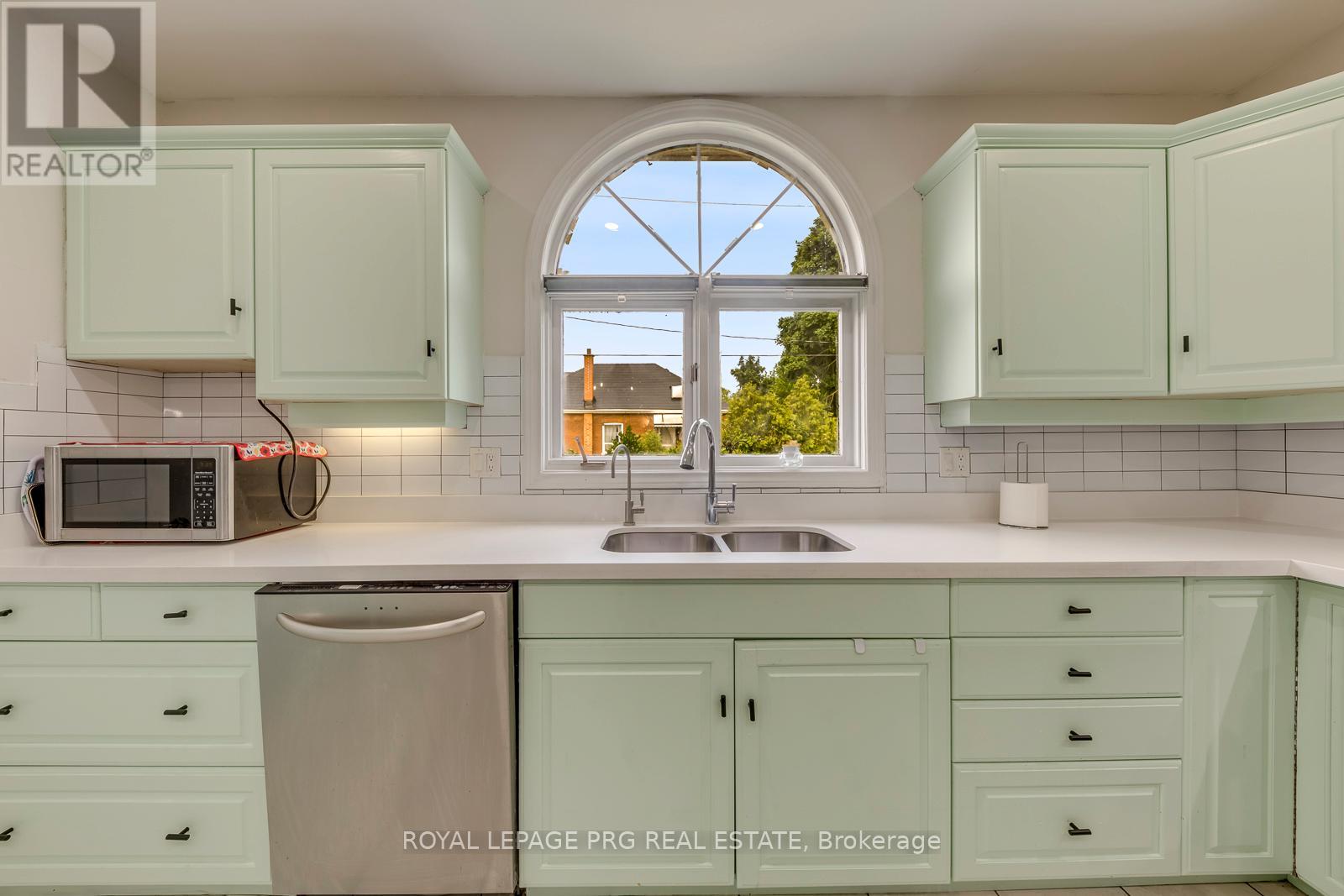 54 Walter Street Property Photo 22