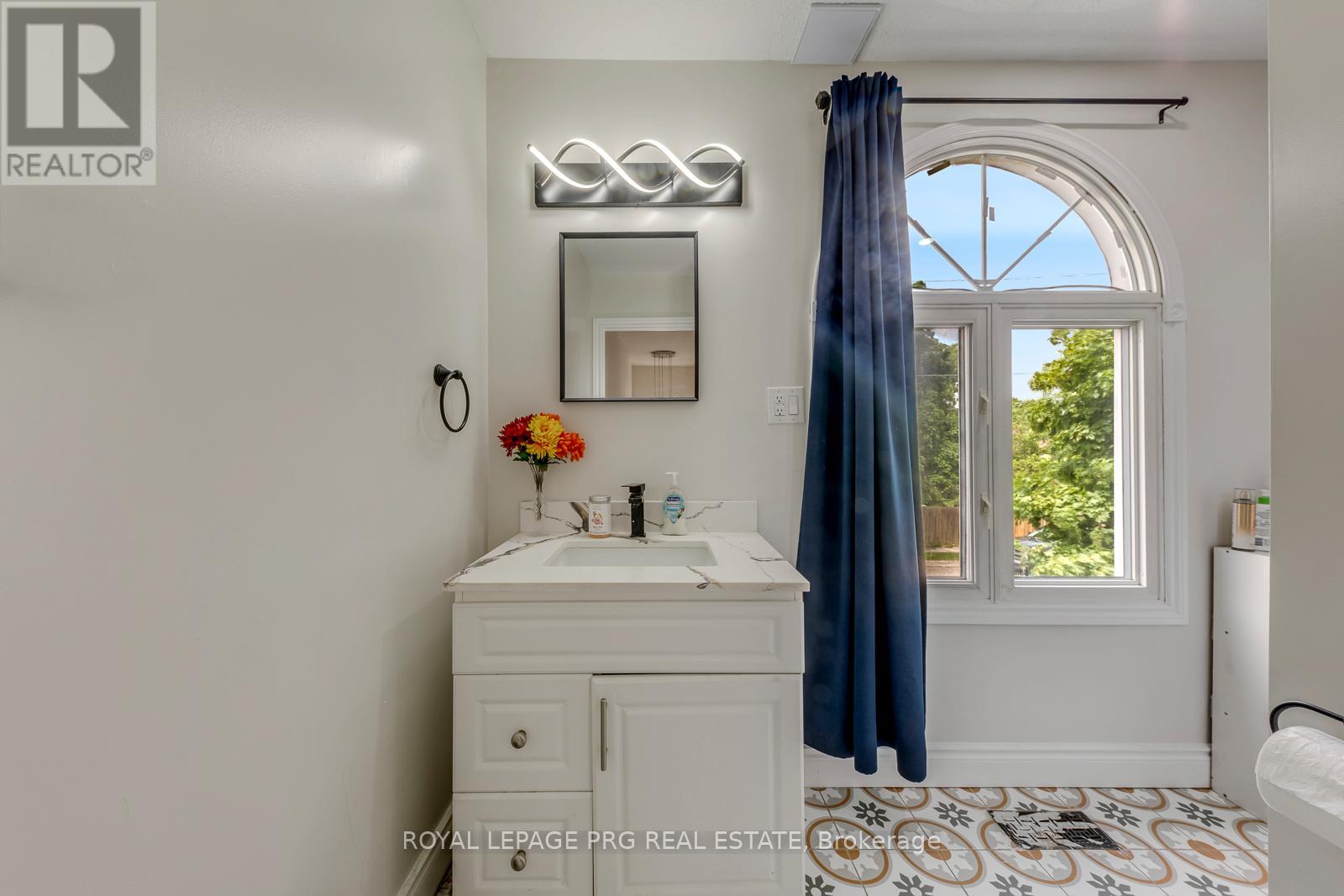54 Walter Street Property Photo 31