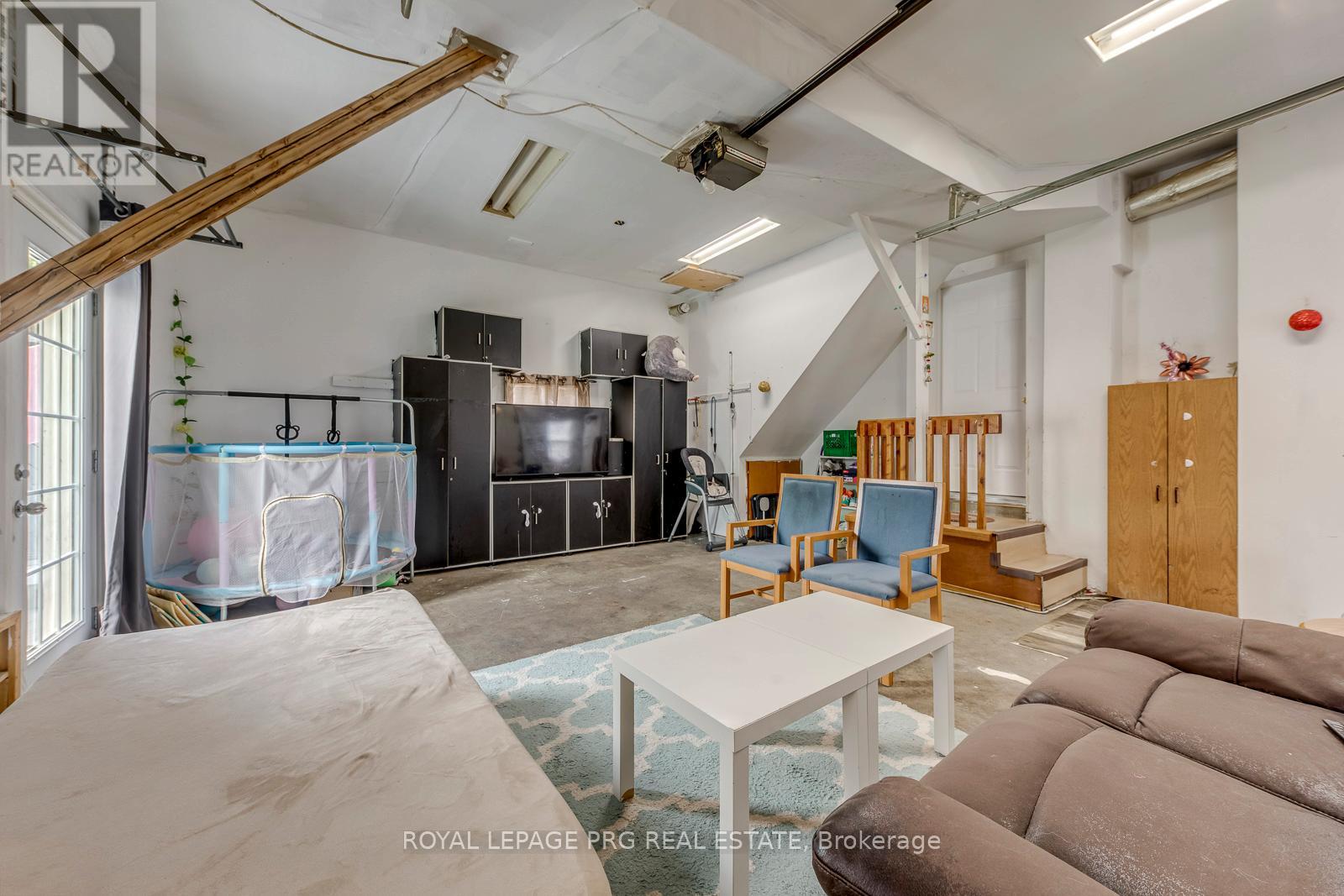54 Walter Street Property Photo 38