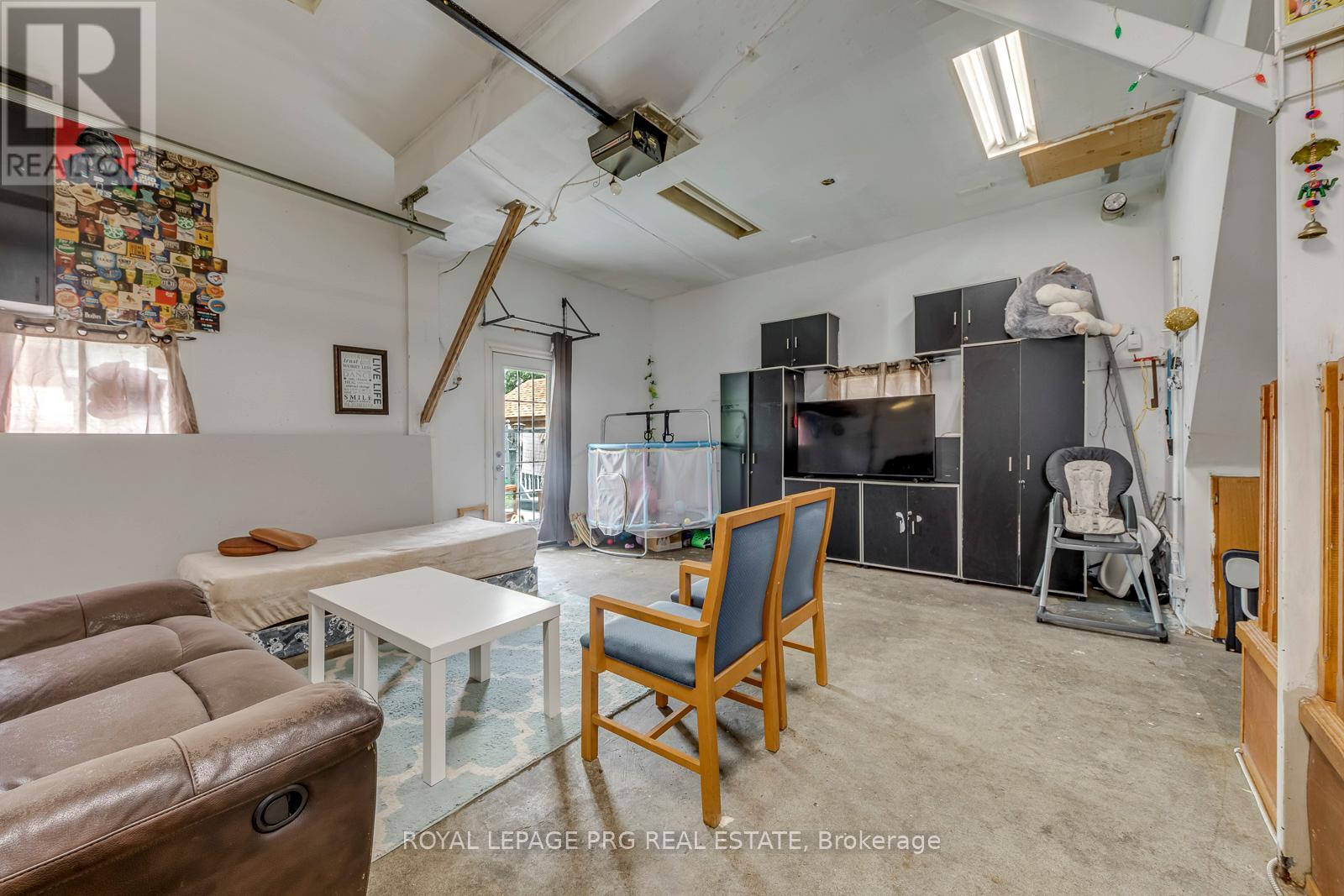 54 Walter Street Property Photo 39