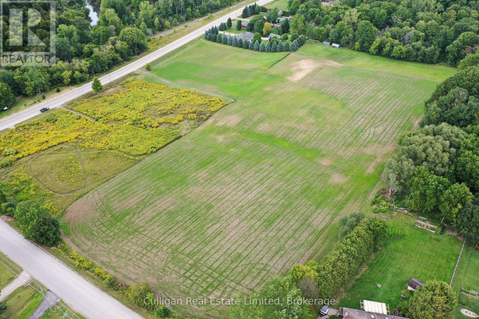584664 Beachville Road Property Photo 1