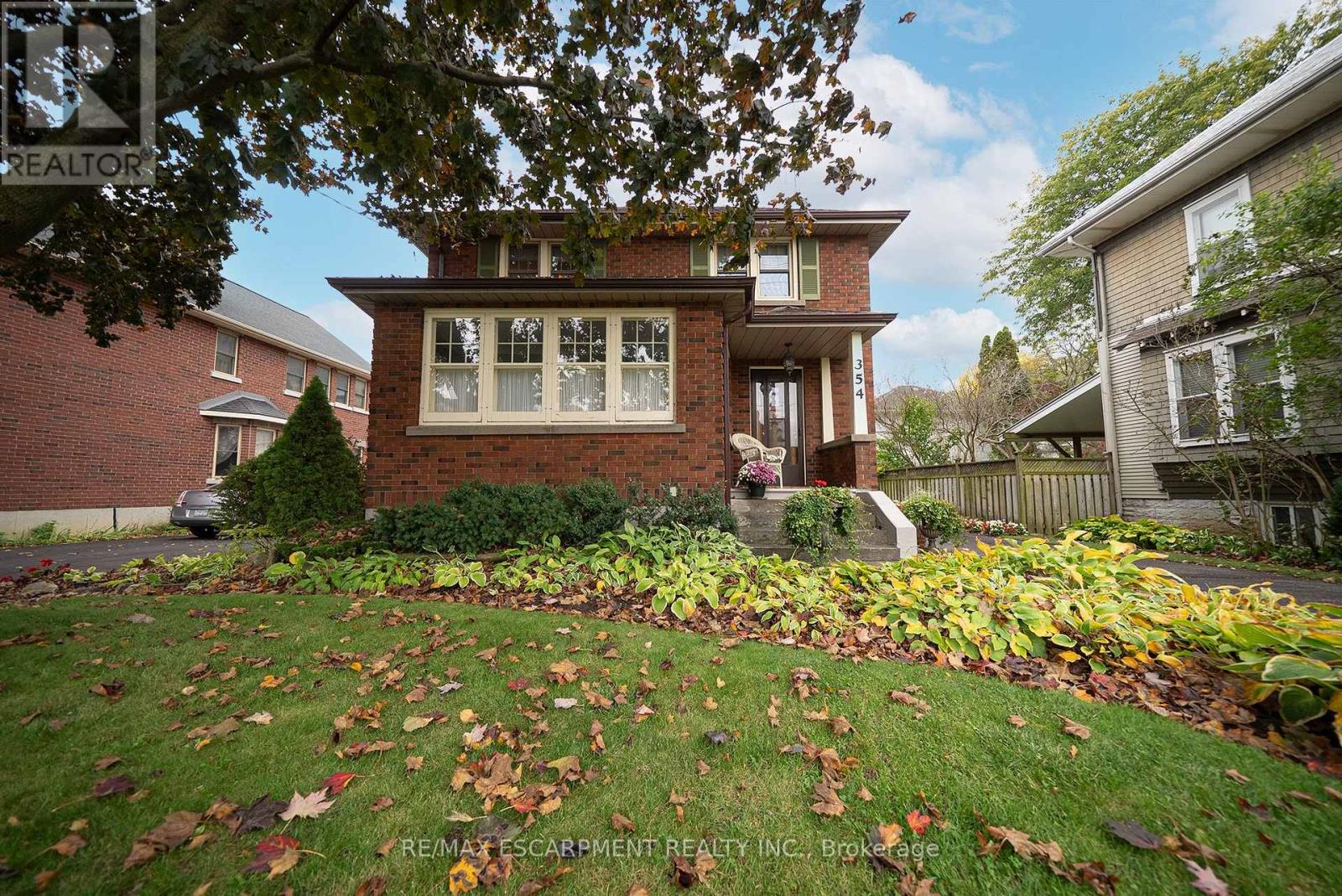 354 WEST STREET W Property Photo 1