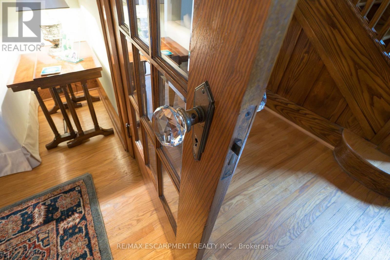 354 West Street W Property Photo 6