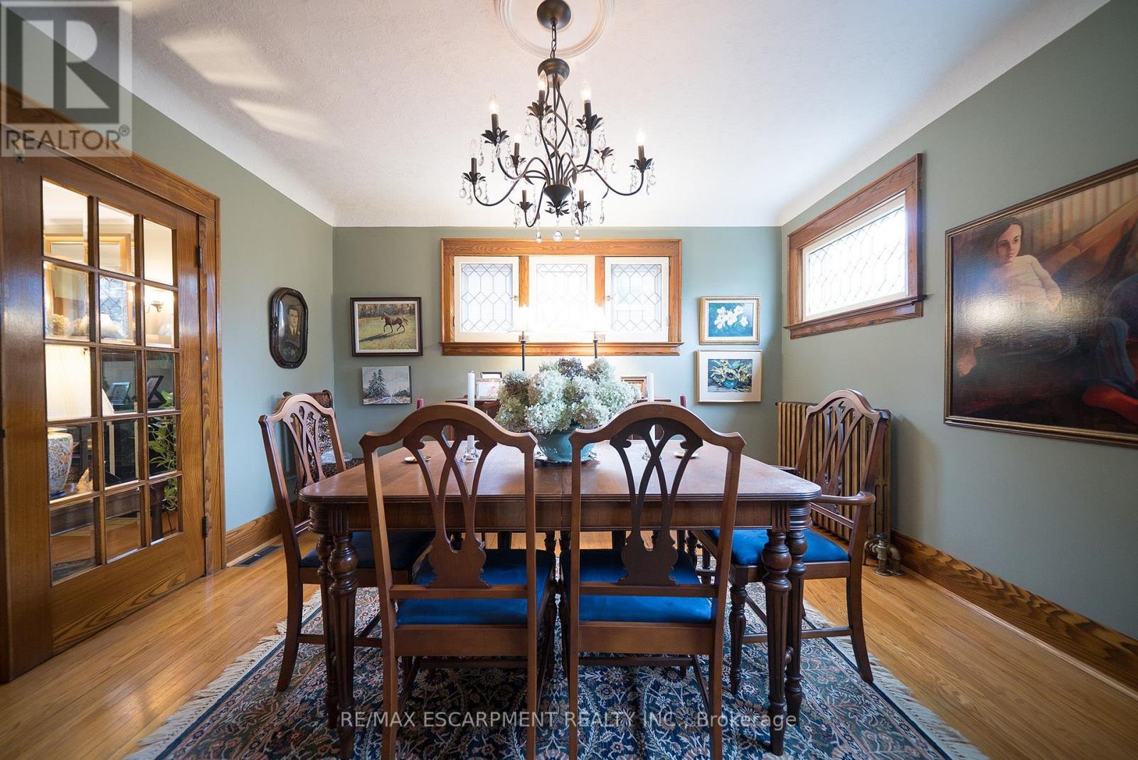 354 West Street W Property Photo 16