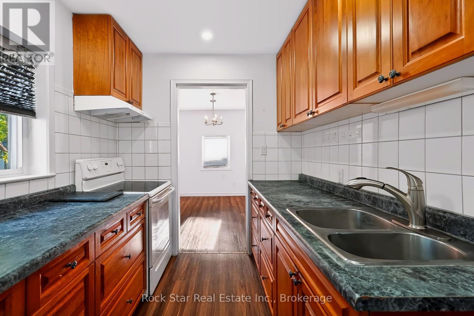 22 Rich Avenue Property Photo 14