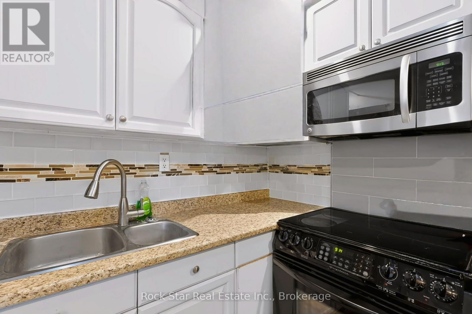 22 Rich Avenue Property Photo 27