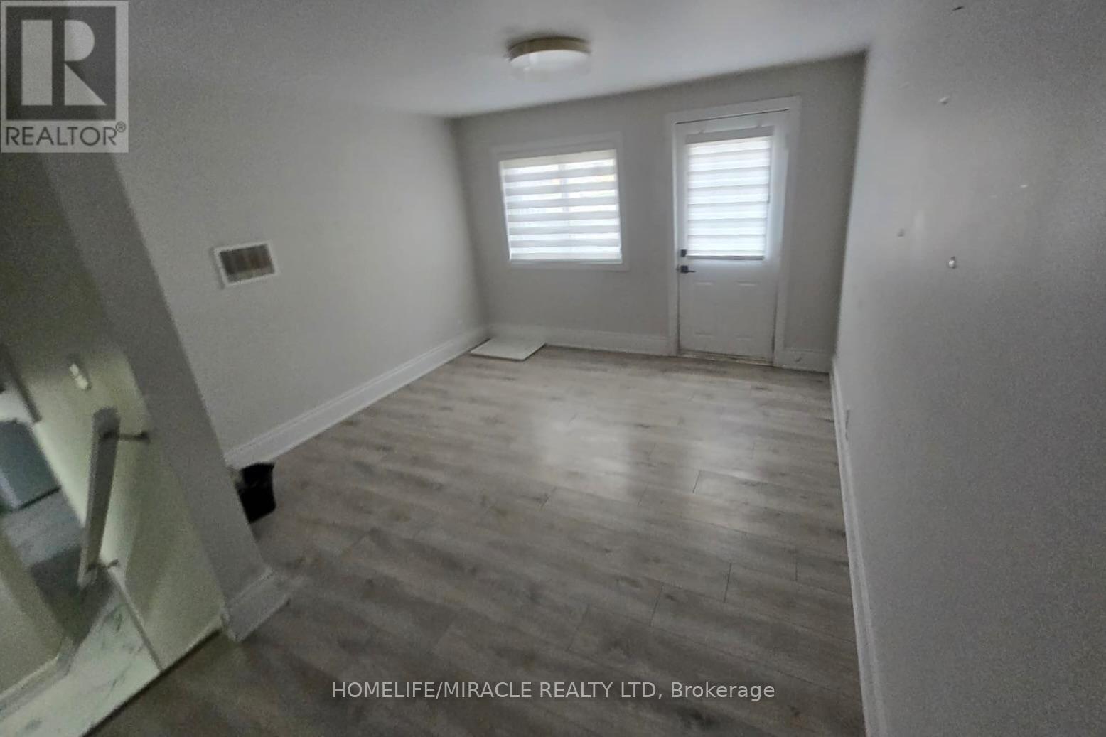 Lower - 209 Greenbrook Drive Property Photo 3