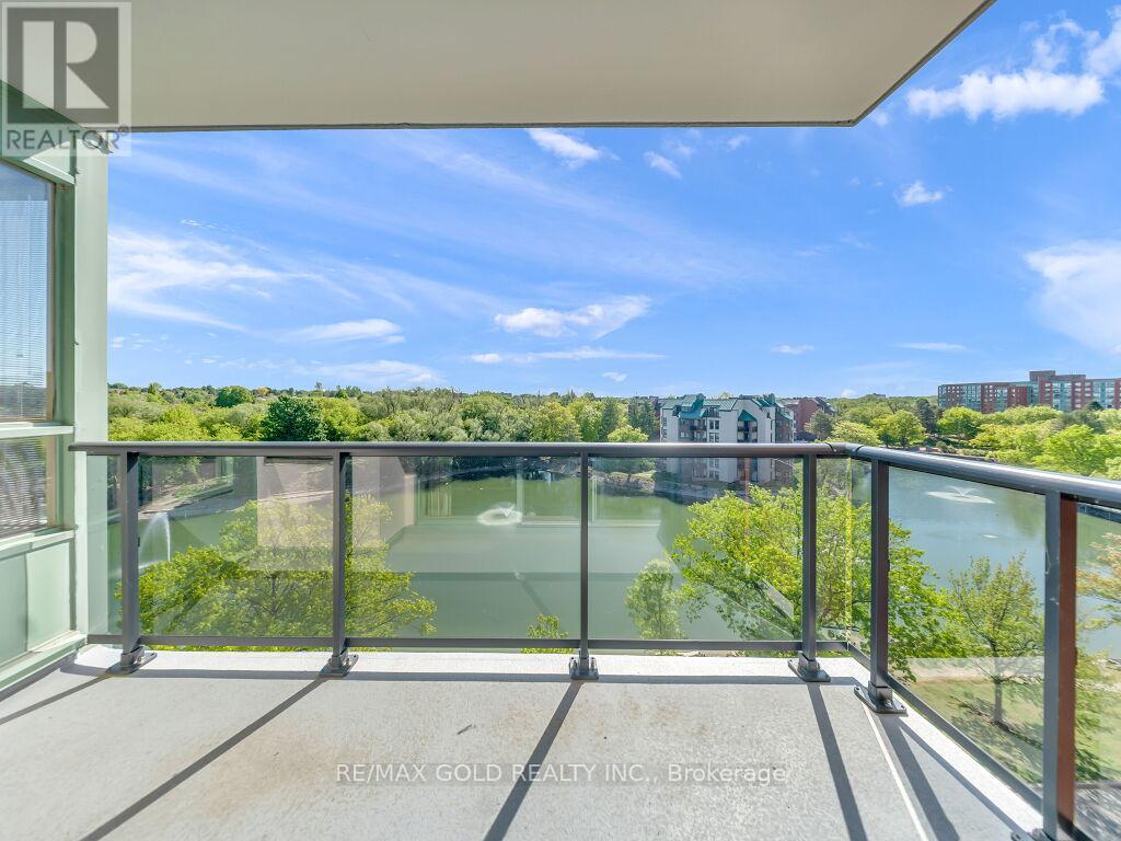 611 - 30 Blue Springs Drive Property Photo 16