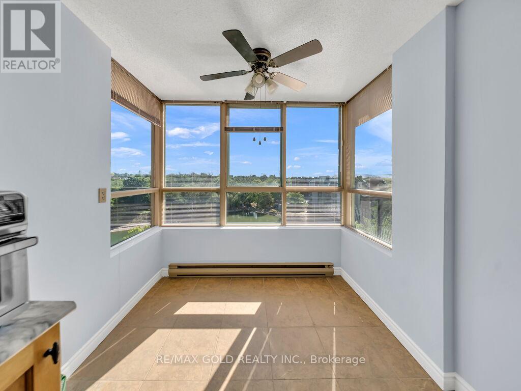 611 - 30 Blue Springs Drive Property Photo 22