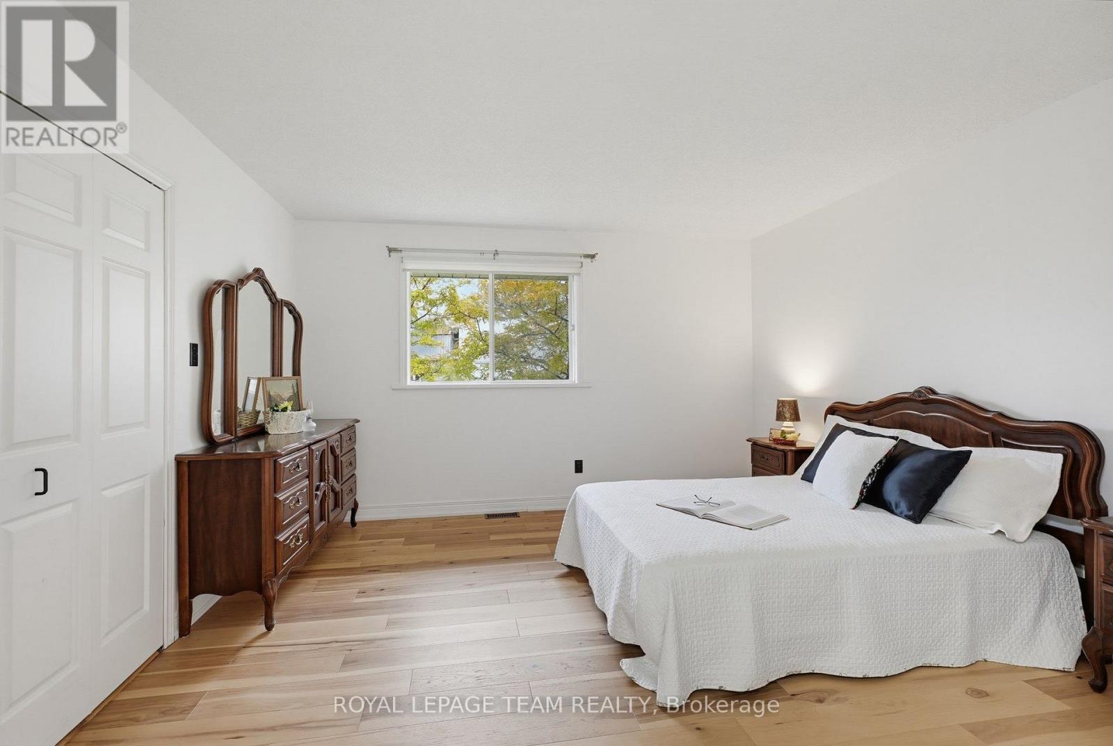 612 Elgin Street Property Photo 14
