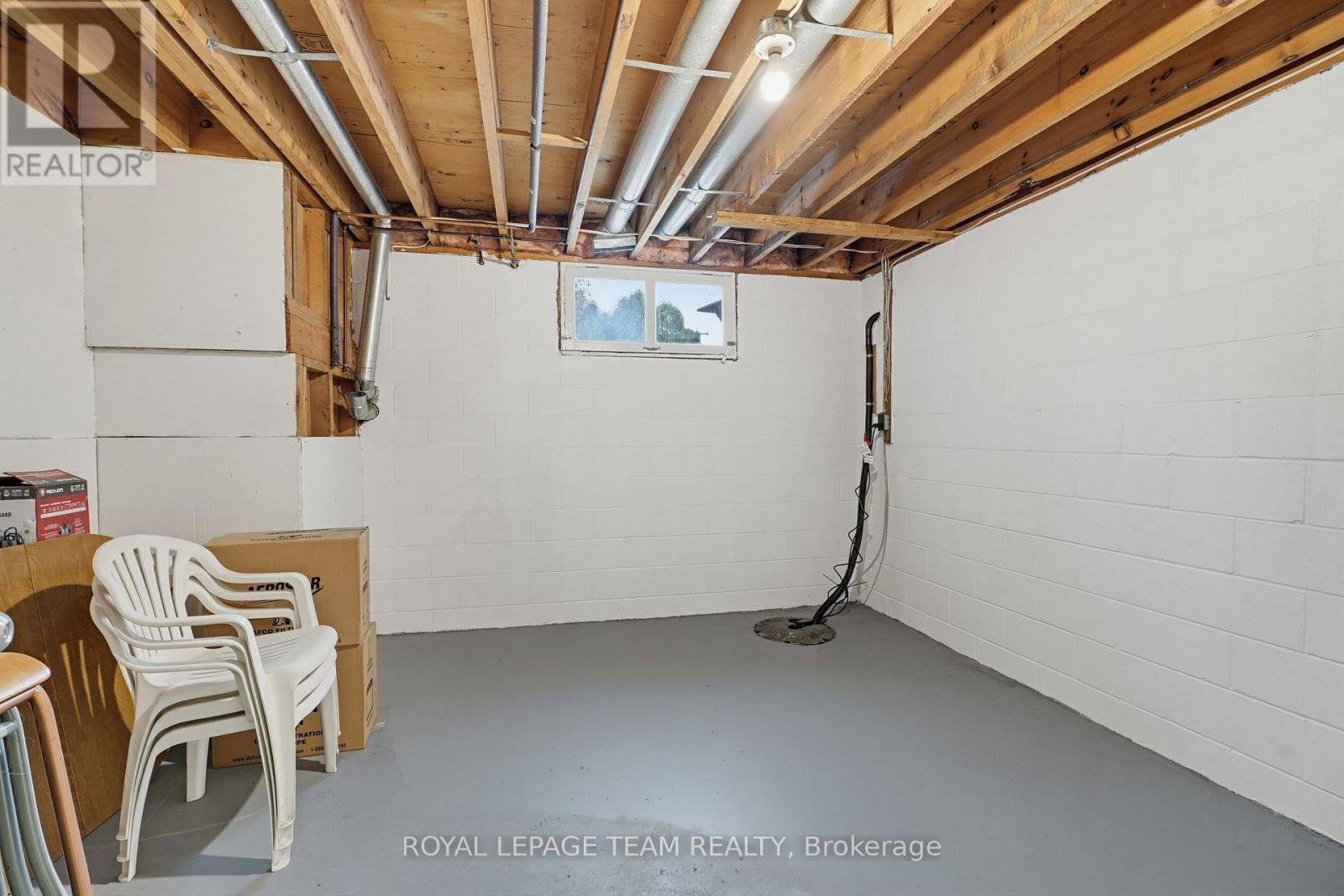 612 Elgin Street Property Photo 28