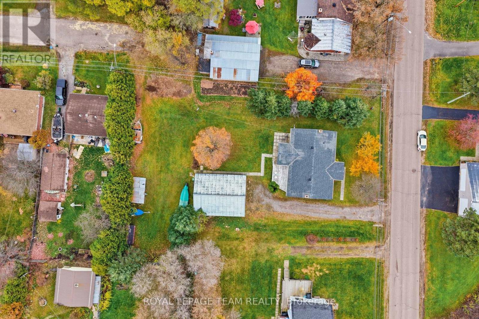 612 Elgin Street Property Photo 42