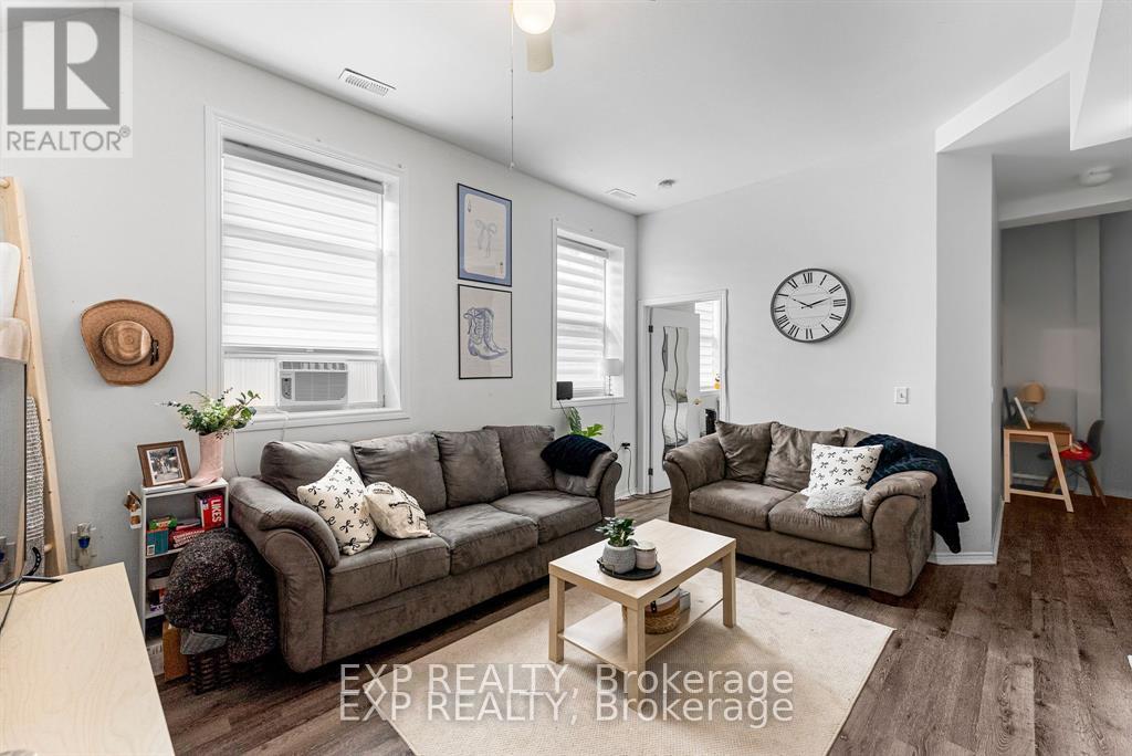 11 Albert Street Property Photo 7