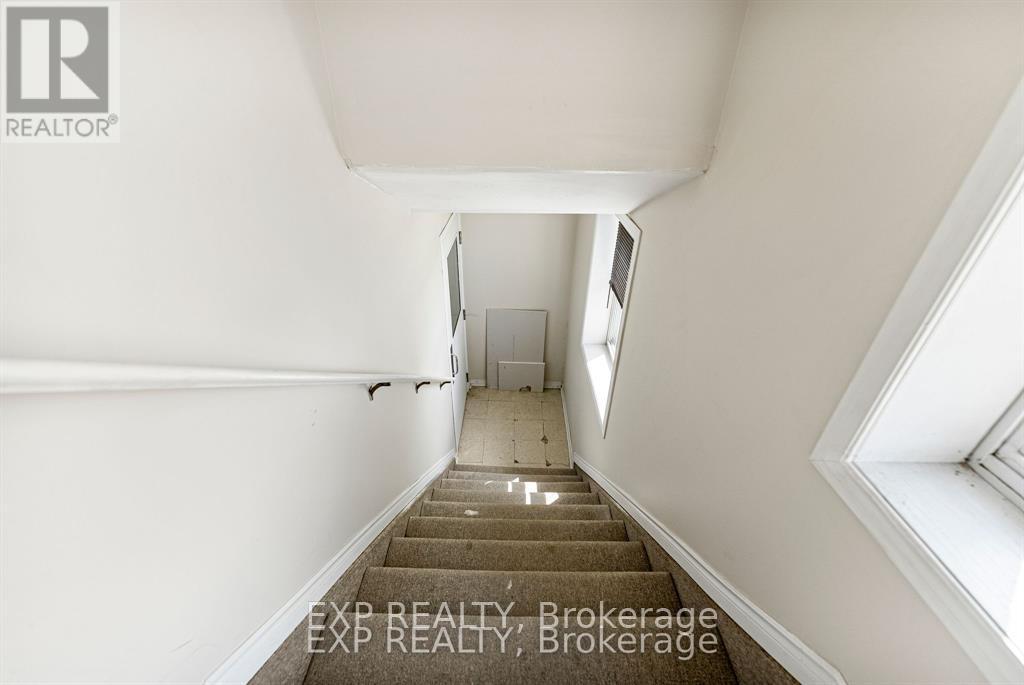 11 Albert Street Property Photo 17