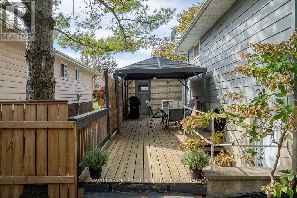 159 Singleton Drive Property Photo 23
