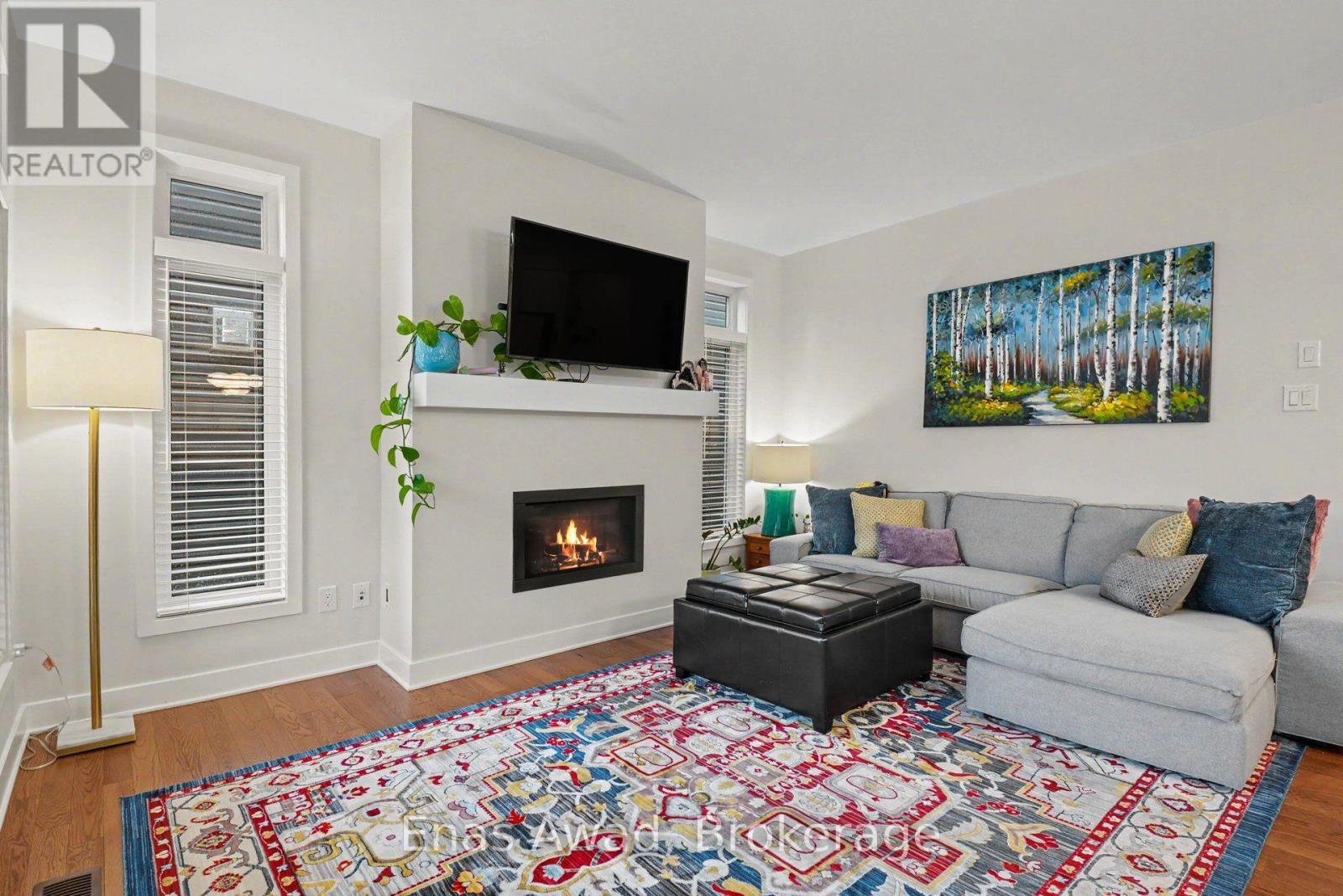 207 Bristol Crescent Property Photo 8