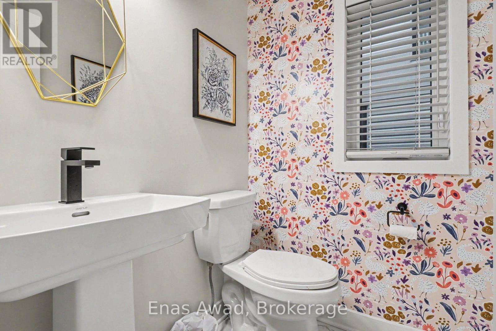 207 Bristol Crescent Property Photo 11