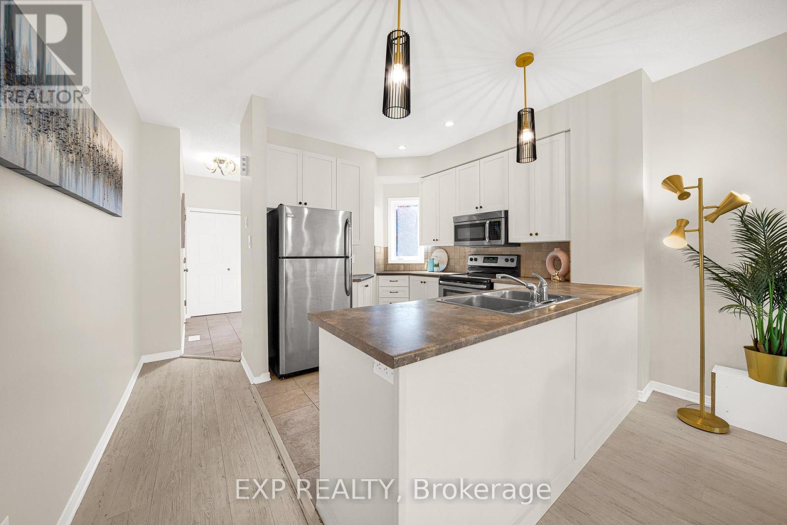 1091 Georgeton Private Property Photo 12
