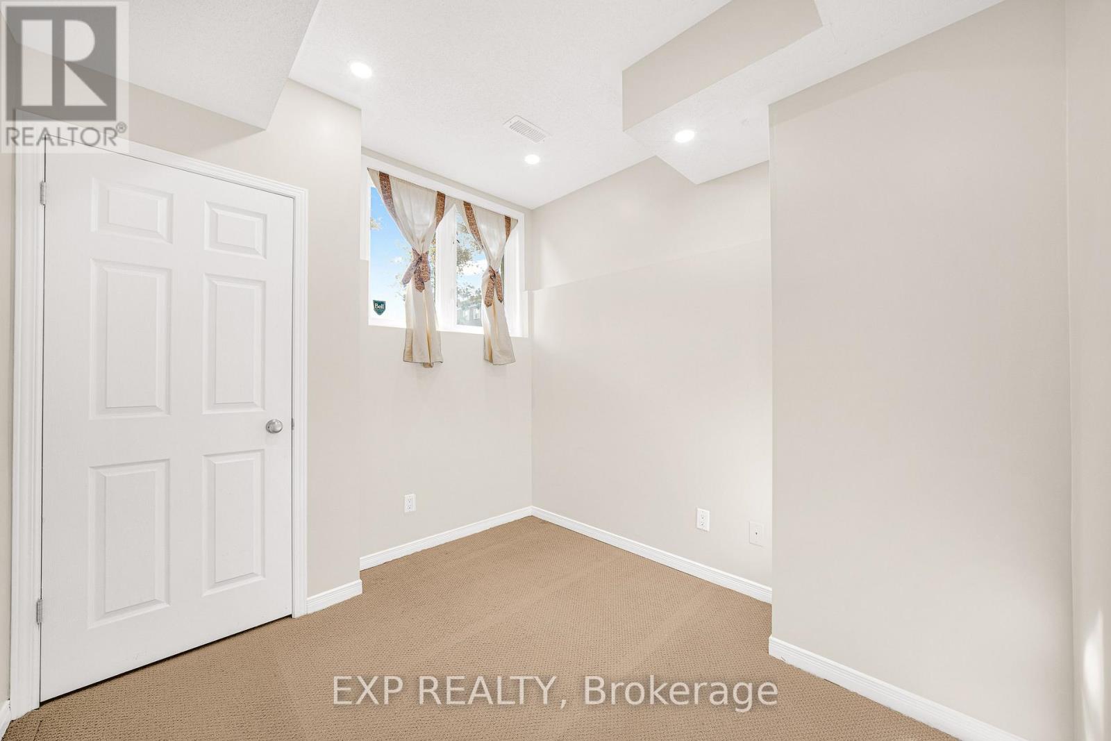 1091 Georgeton Private Property Photo 19