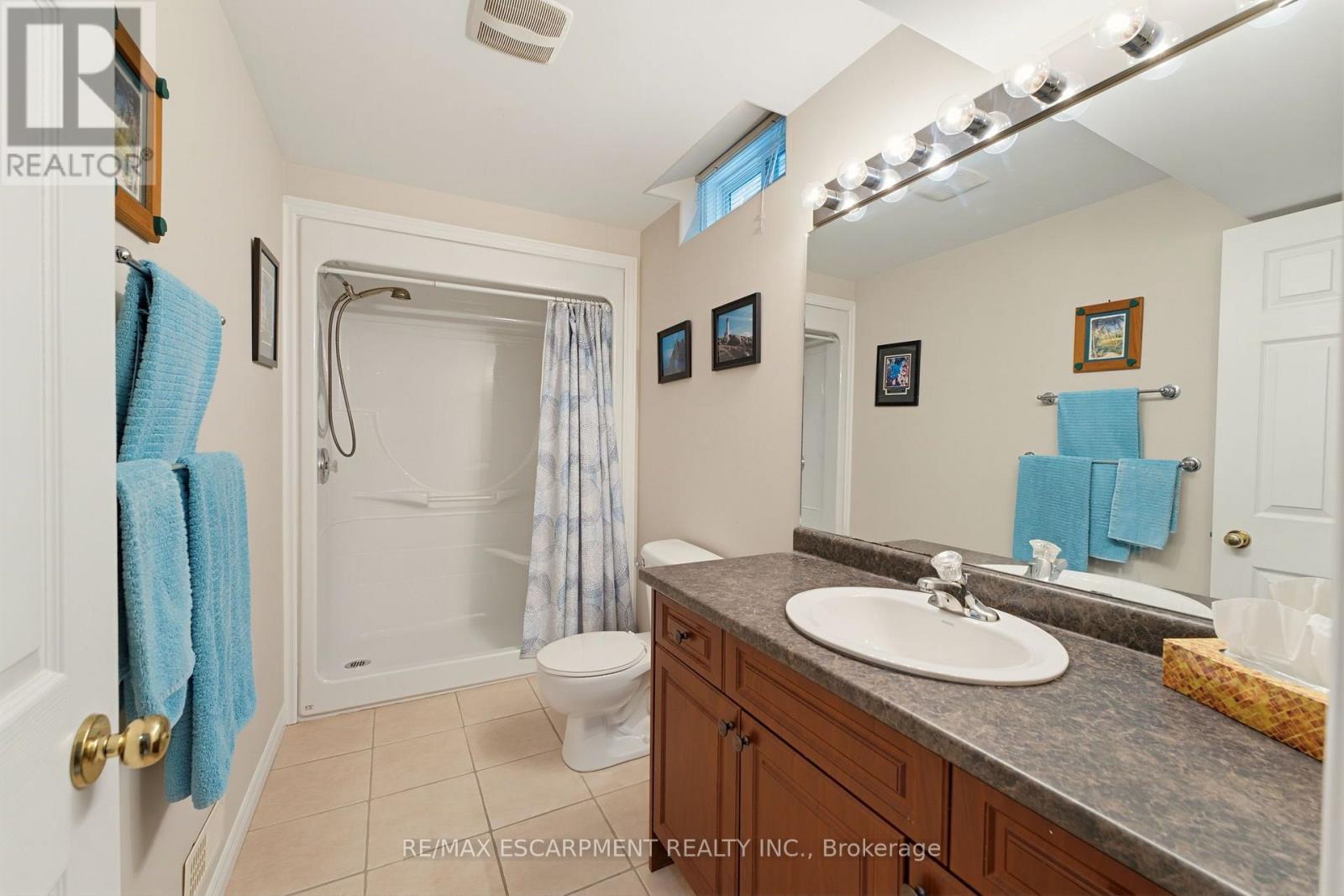 39 Oak Crescent Property Photo 27