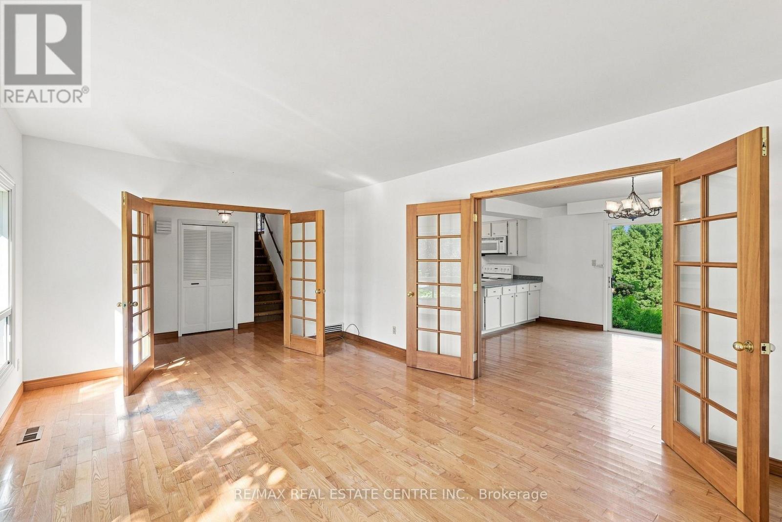 26 Maplewood Drive Property Photo 9