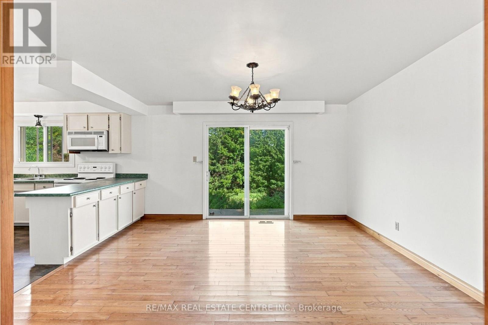 26 Maplewood Drive Property Photo 11