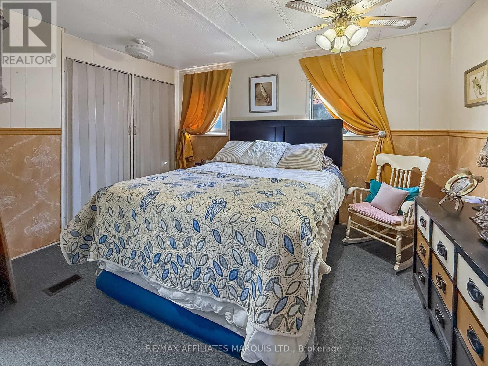 15 - 2155 Tollgate Road W Property Photo 15