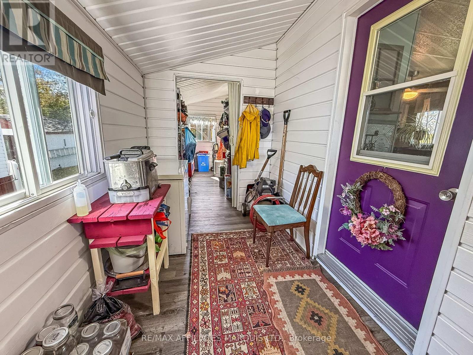 15 - 2155 Tollgate Road W Property Photo 17