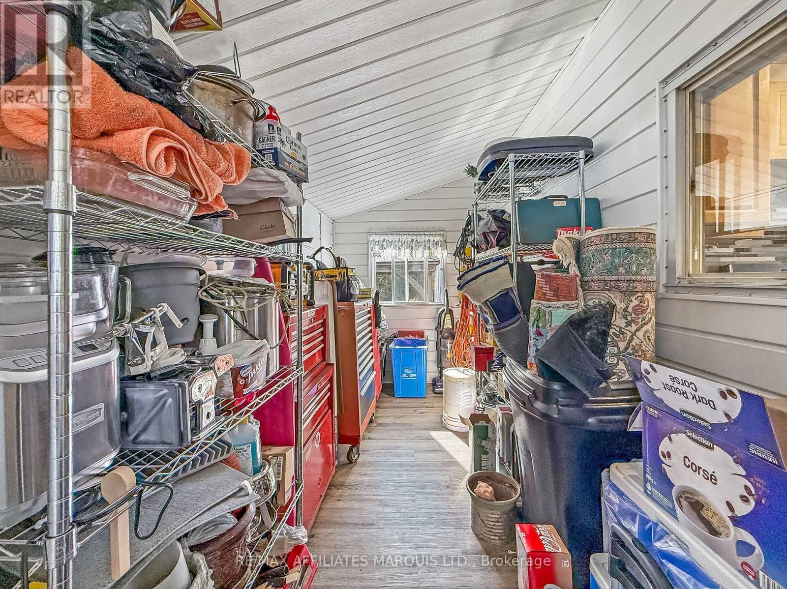15 - 2155 Tollgate Road W Property Photo 19