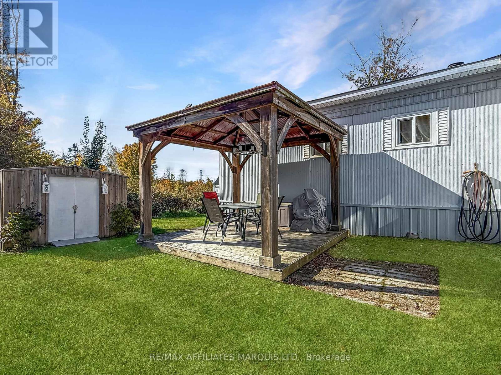 15 - 2155 Tollgate Road W Property Photo 21