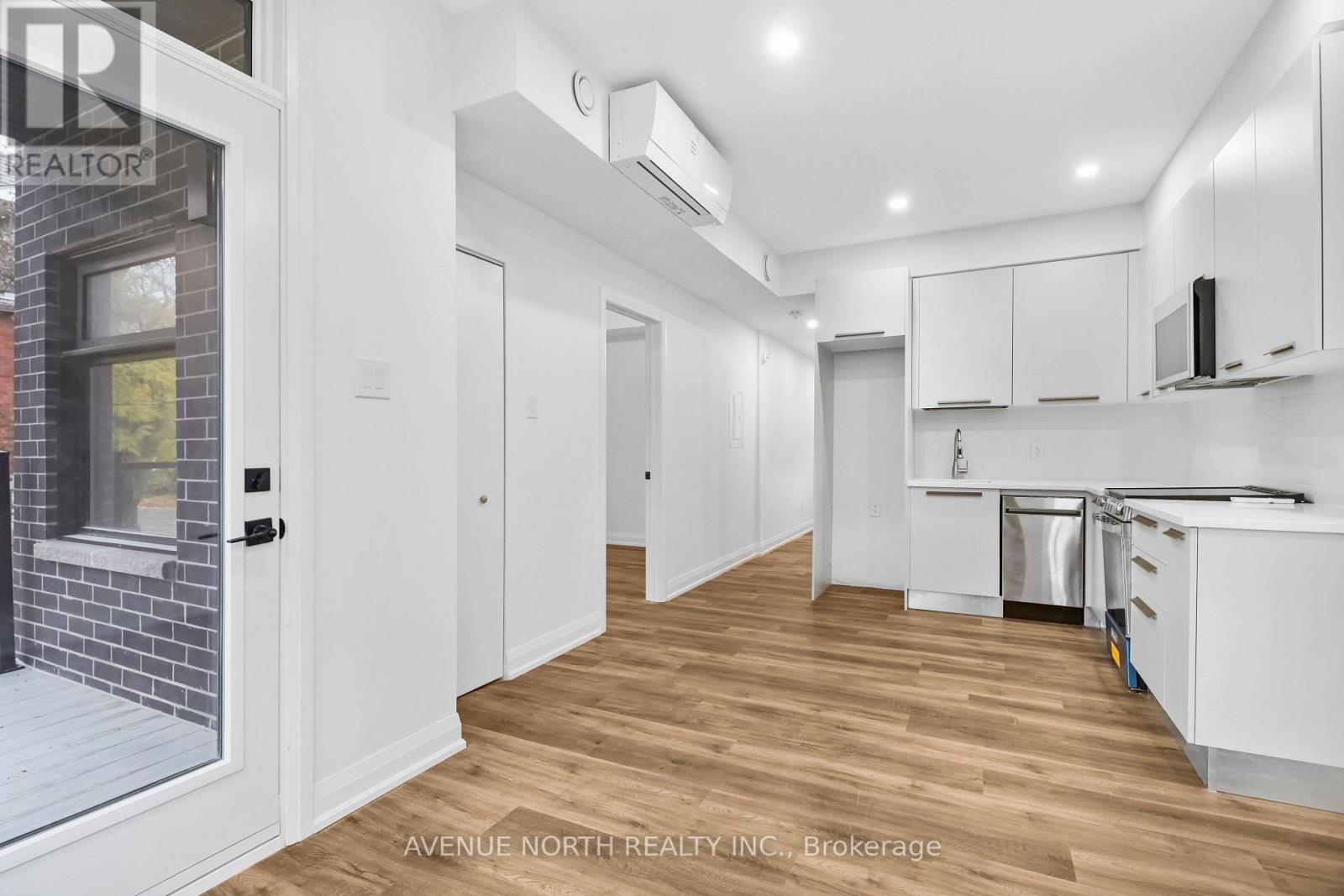 204 - 436 Athlone Avenue Property Photo 3