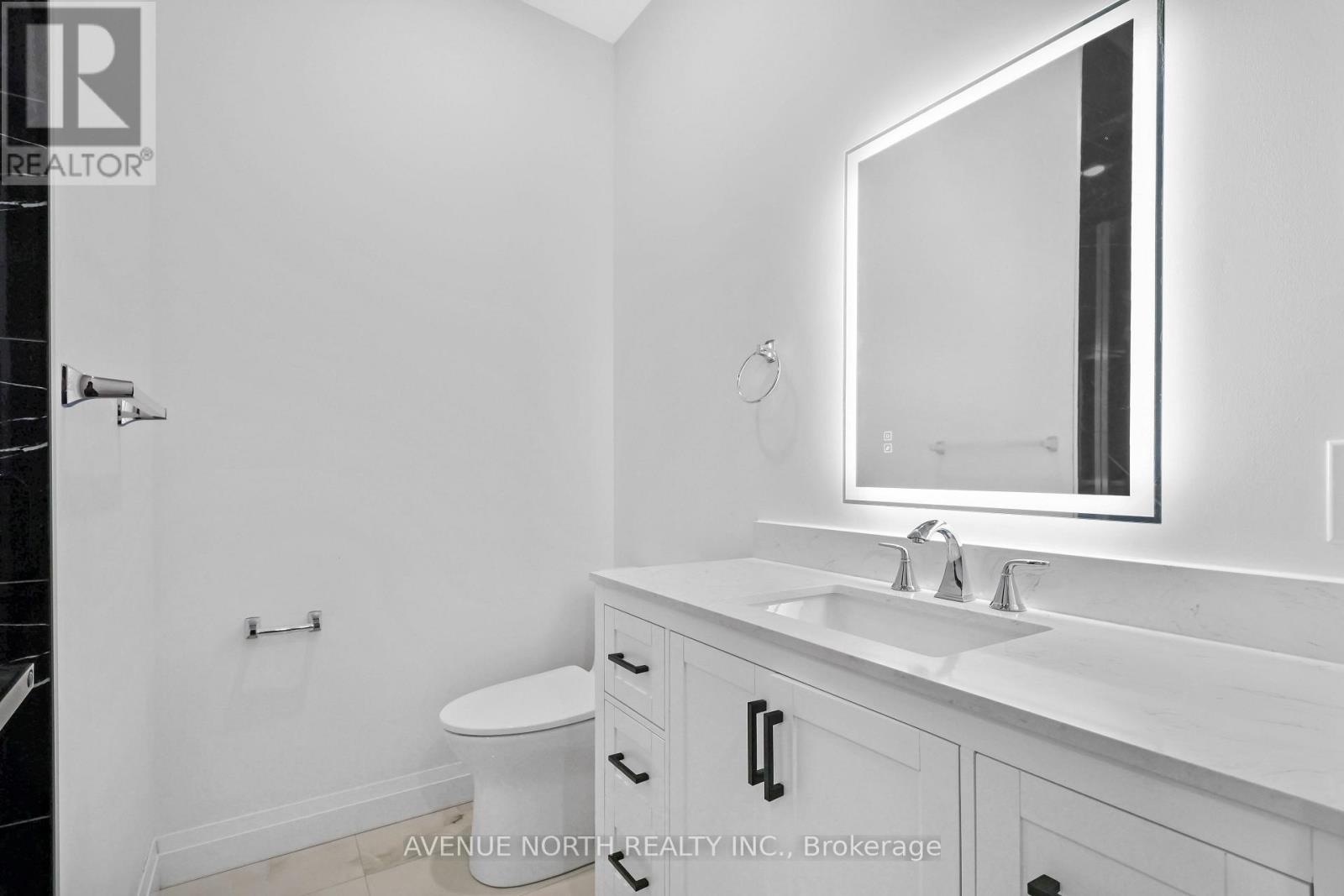 204 - 436 Athlone Avenue Property Photo 8