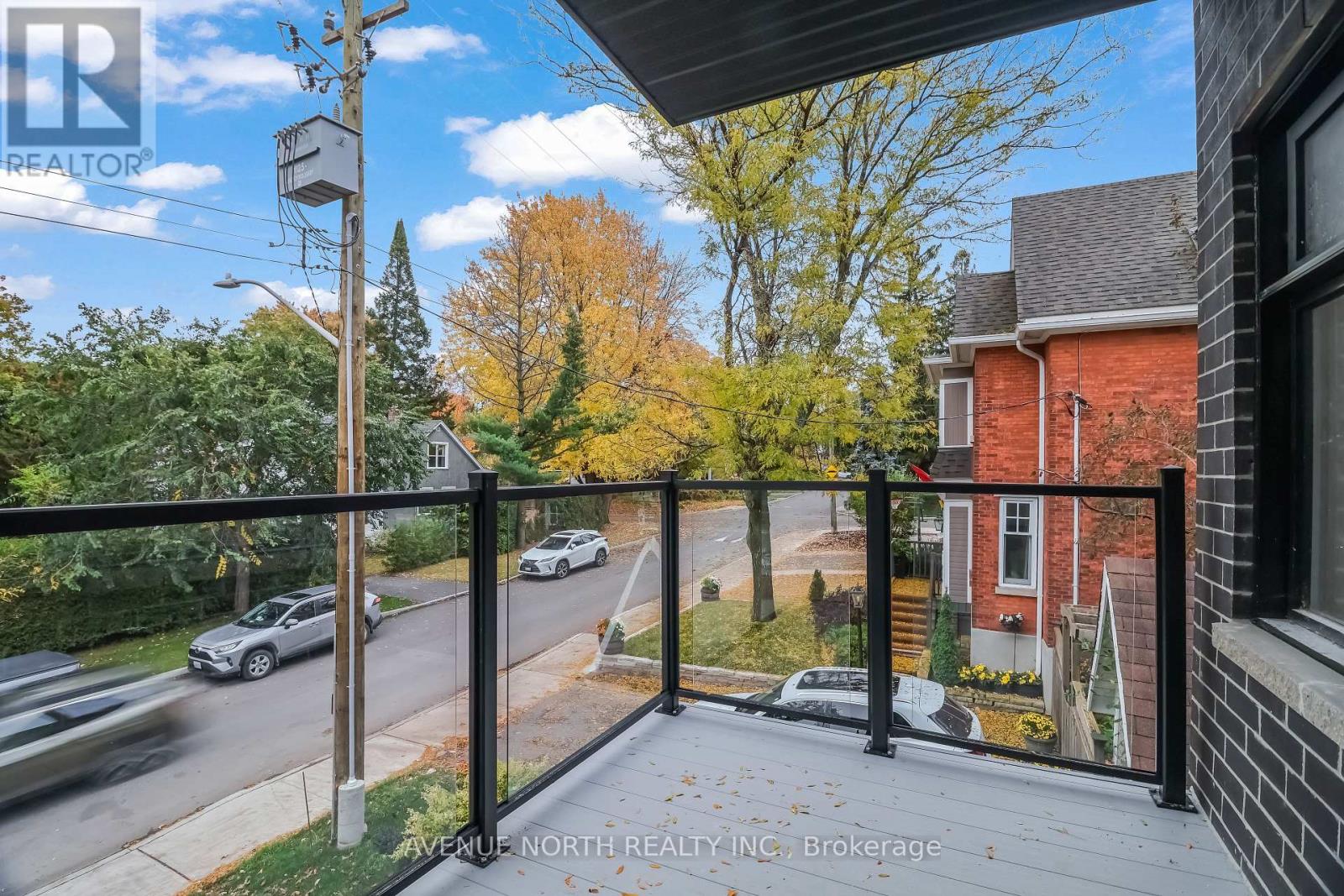 204 - 436 Athlone Avenue Property Photo 9