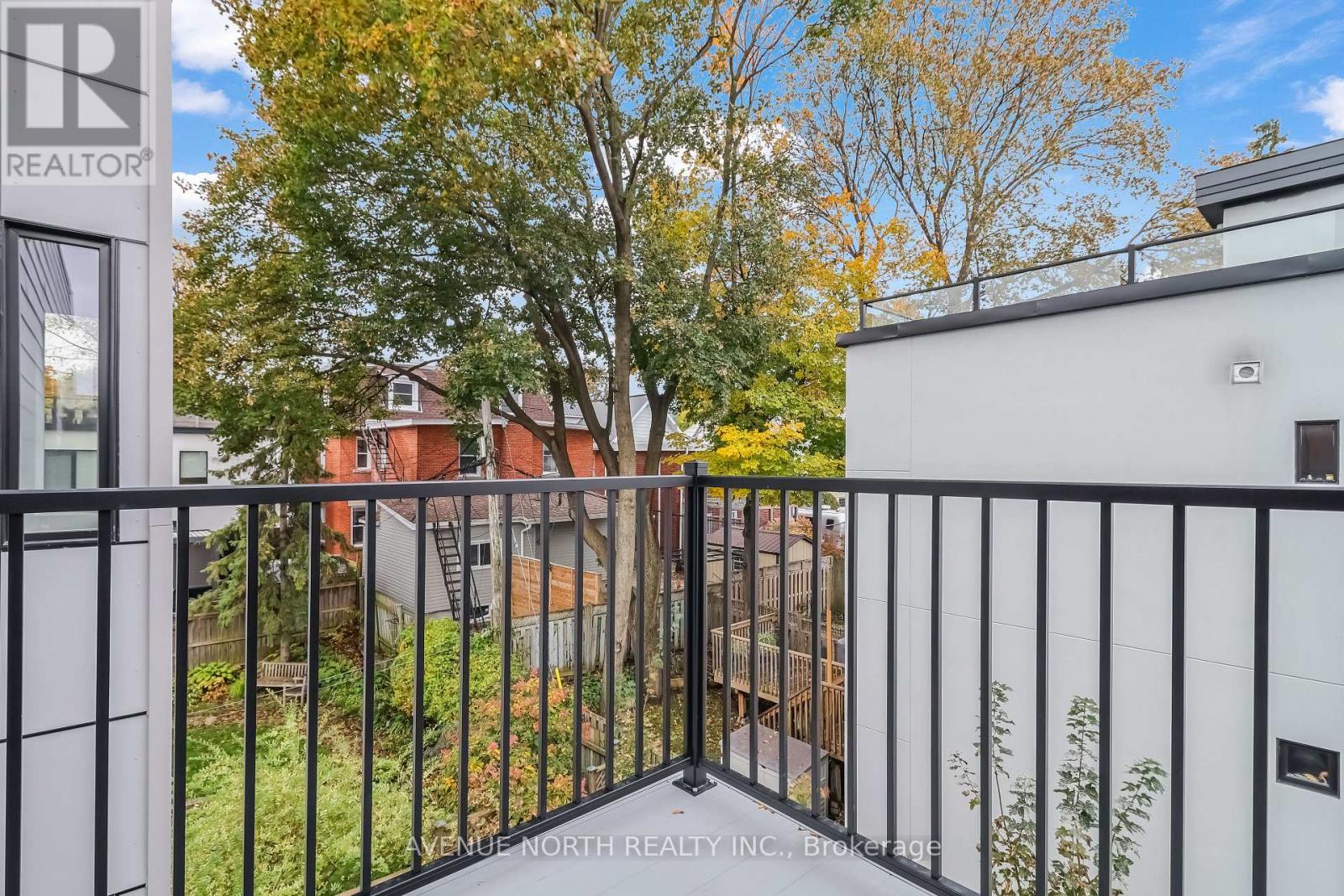 201 - 436 Athlone Avenue Property Photo 7
