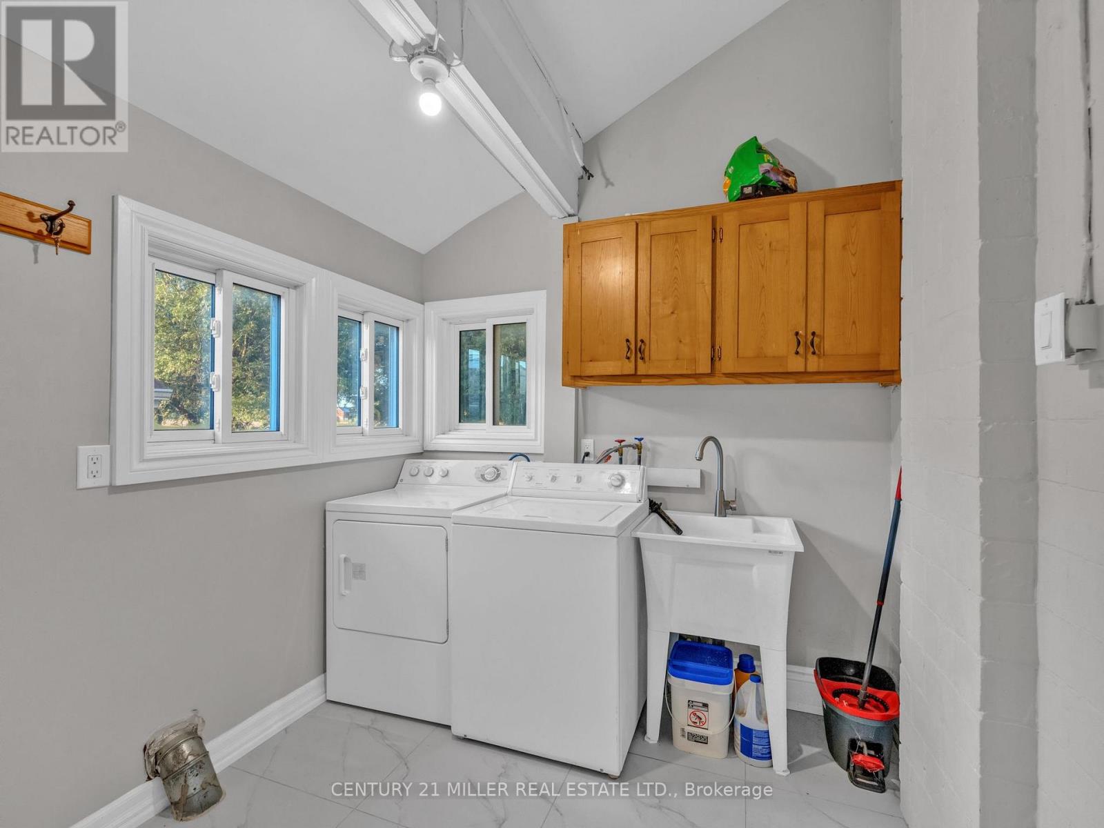 27983 Talbot Line Property Photo 14