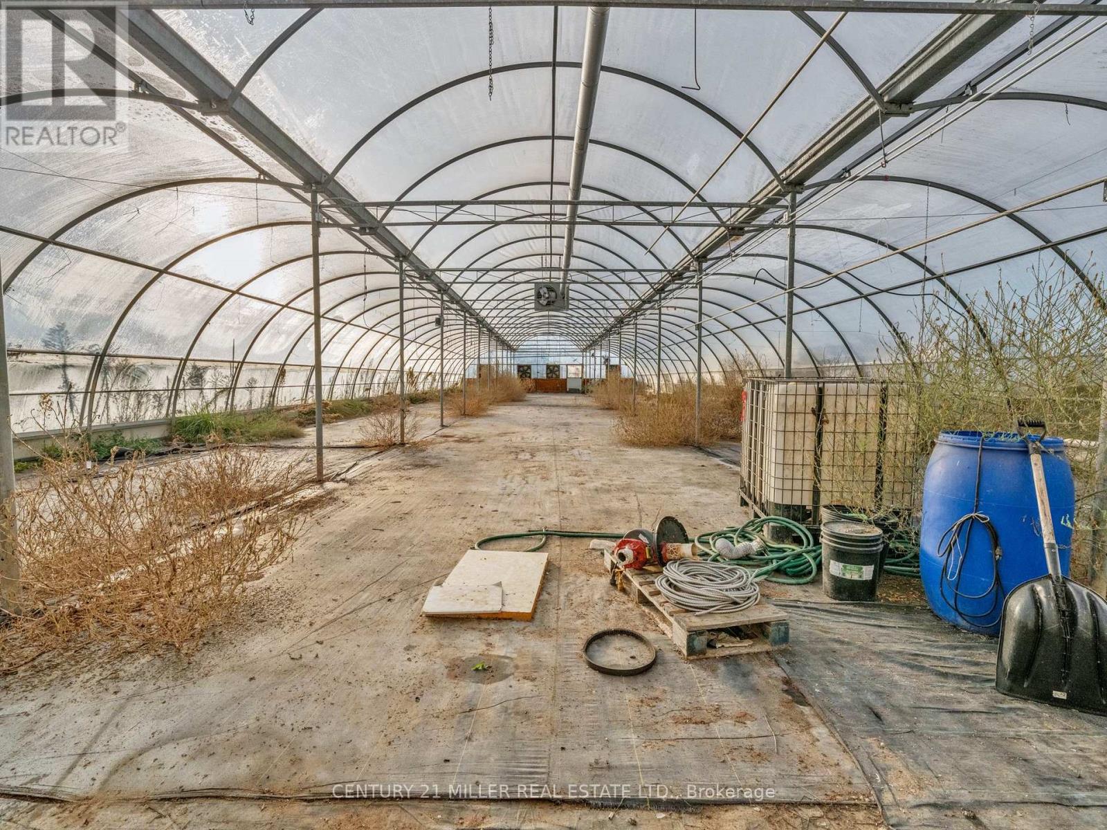 27983 Talbot Line Property Photo 32