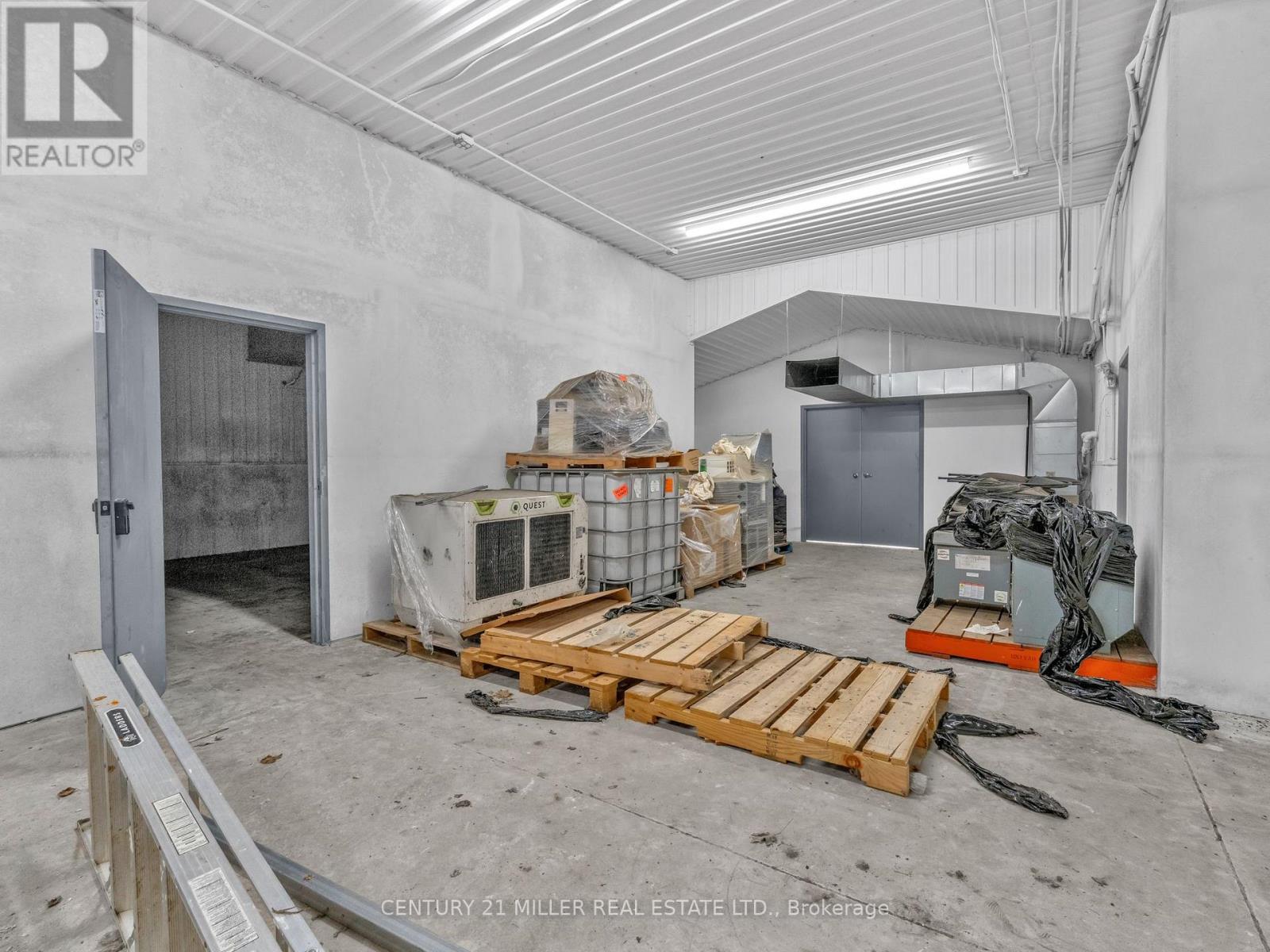27983 Talbot Line Property Photo 34
