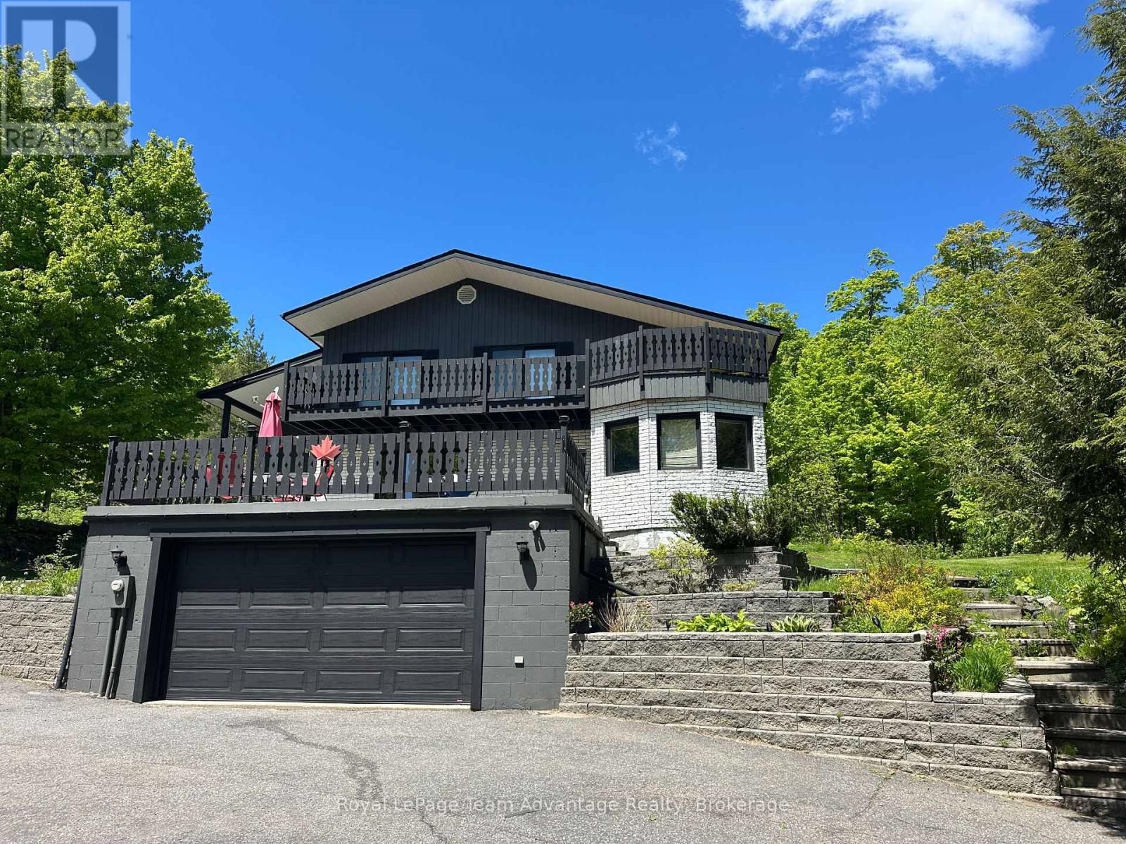 12 Taylor Crescent Property Photo 1