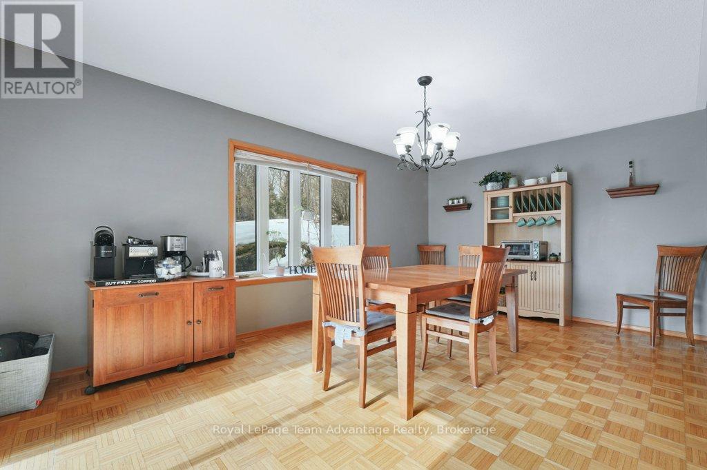 12 Taylor Crescent Property Photo 16