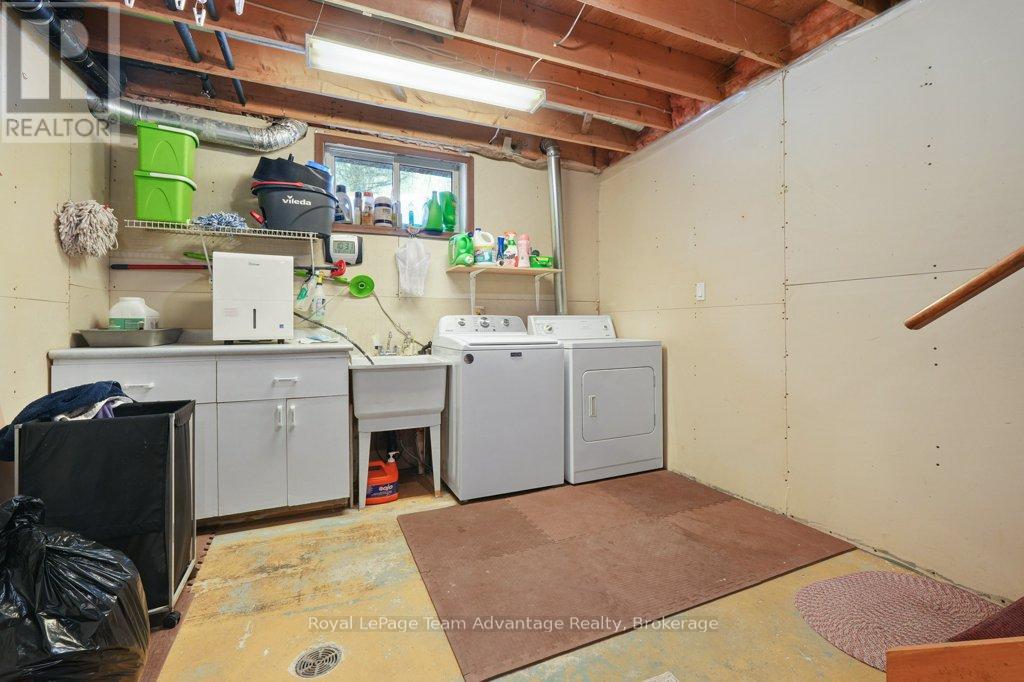 12 Taylor Crescent Property Photo 36