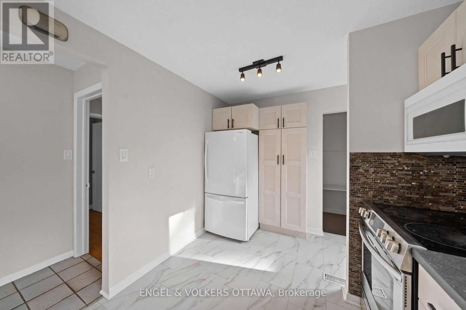 50 Solva Drive Property Photo 16