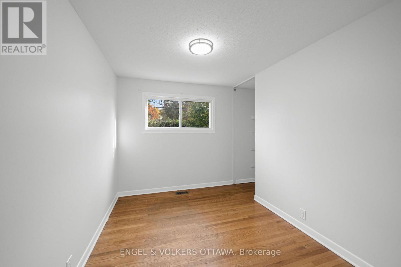 50 Solva Drive Property Photo 24