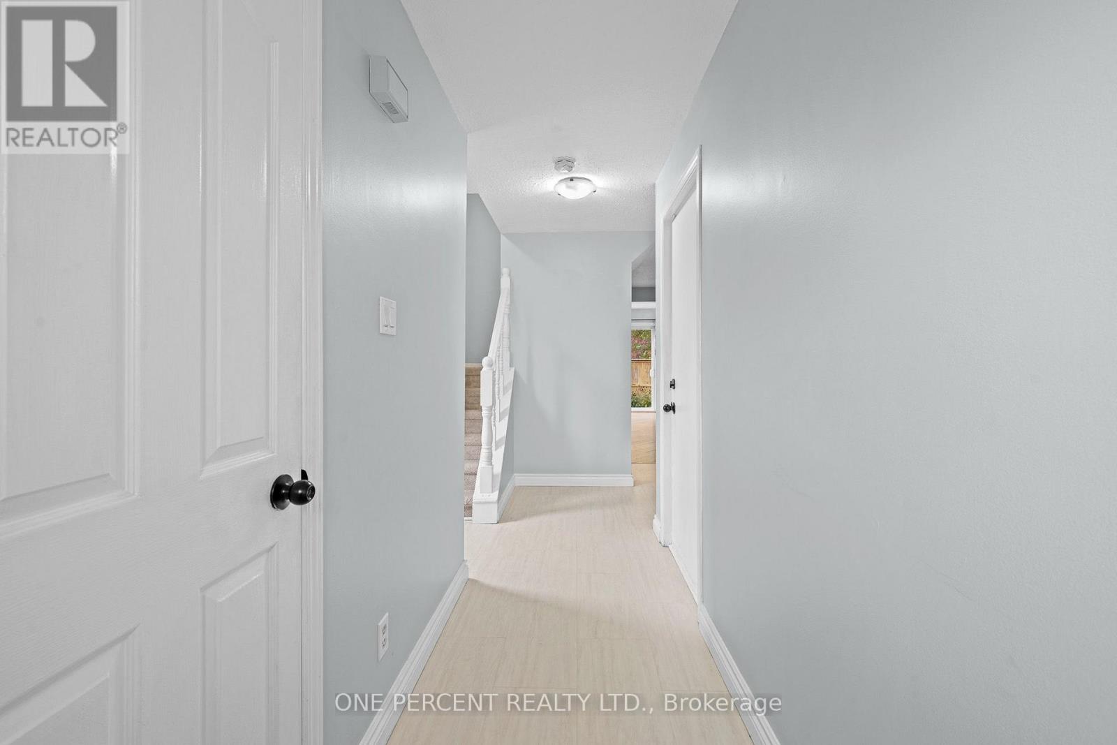 1599 Cheevers Crescent Property Photo 4