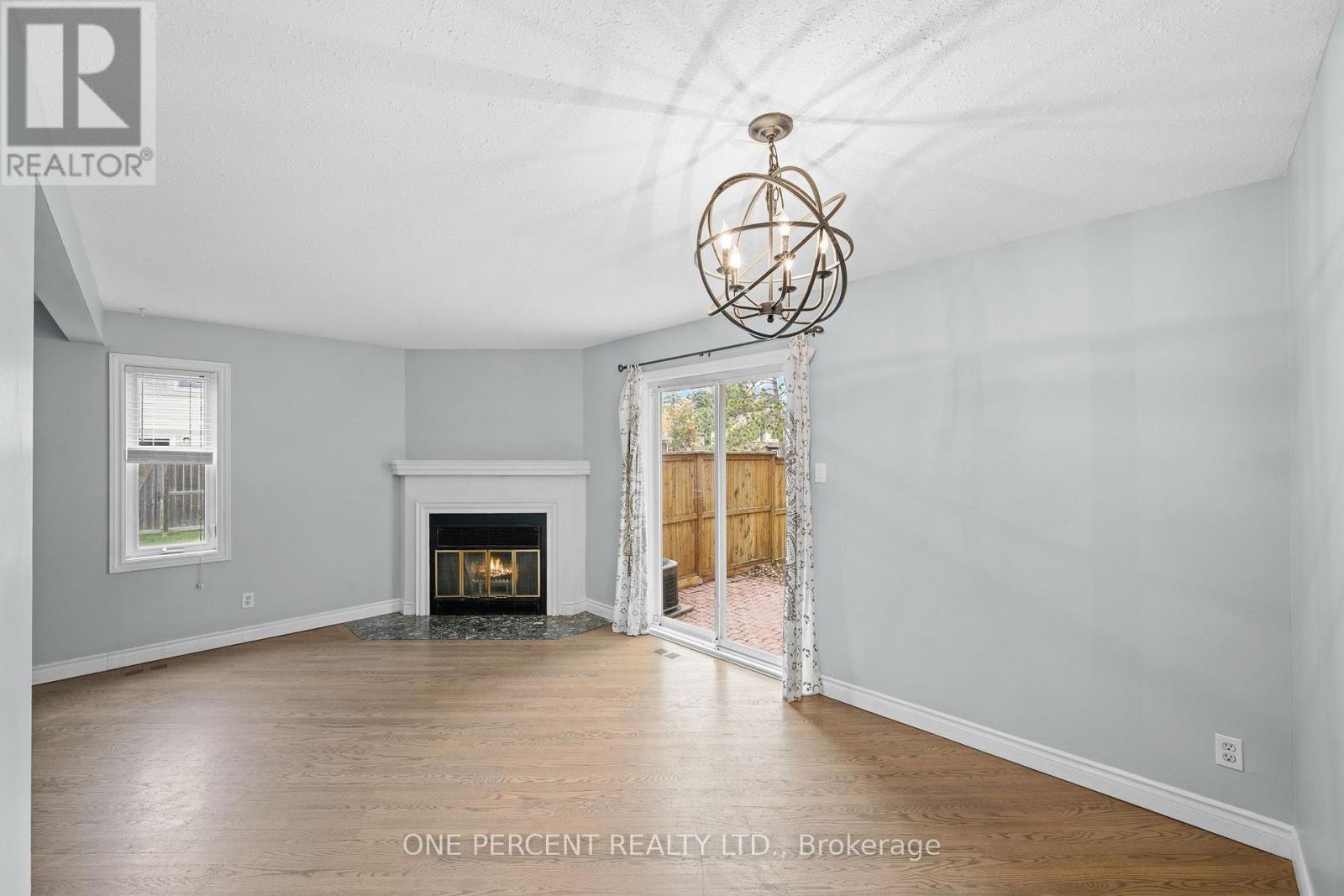 1599 Cheevers Crescent Property Photo 17