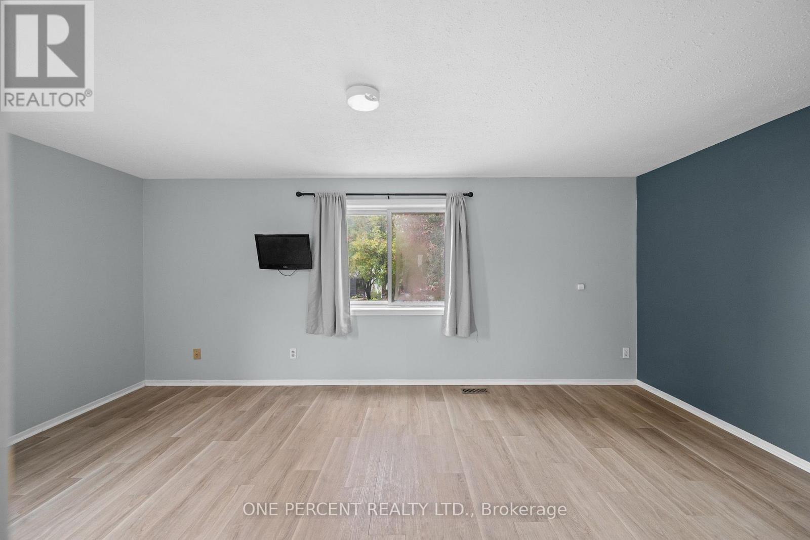 1599 Cheevers Crescent Property Photo 19