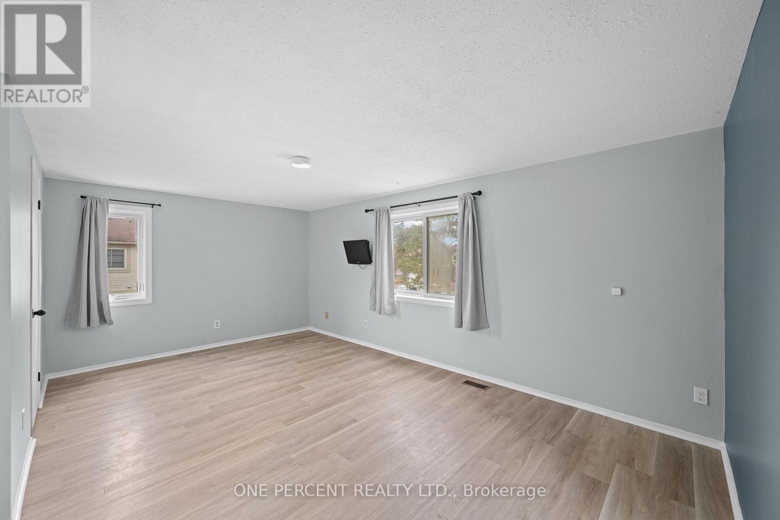 1599 Cheevers Crescent Property Photo 20