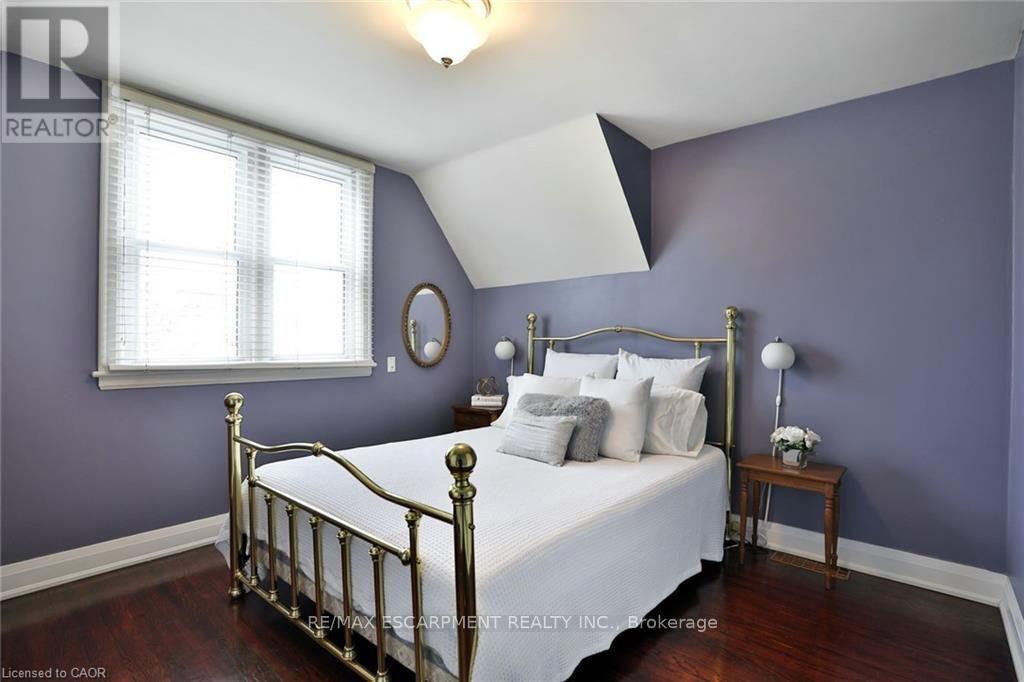 78 Cameron Avenue S Property Photo 15
