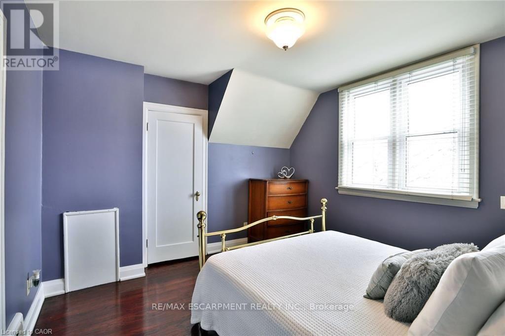 78 Cameron Avenue S Property Photo 16